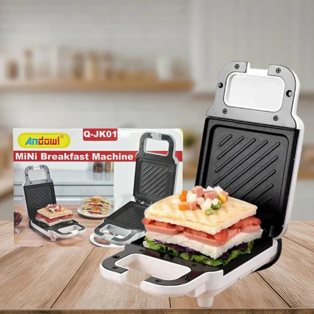 Sanduicheira Elétrica Compacta 800W - Q-JK01