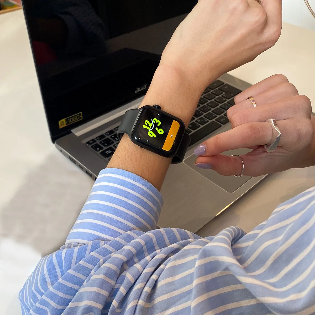 Smartwatch Pro Max + 3 Braceletes de Oferta - Image 5